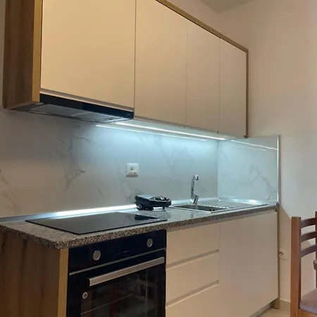 Sol Apartman Lezha