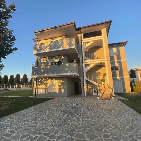 Sol * Lezhë